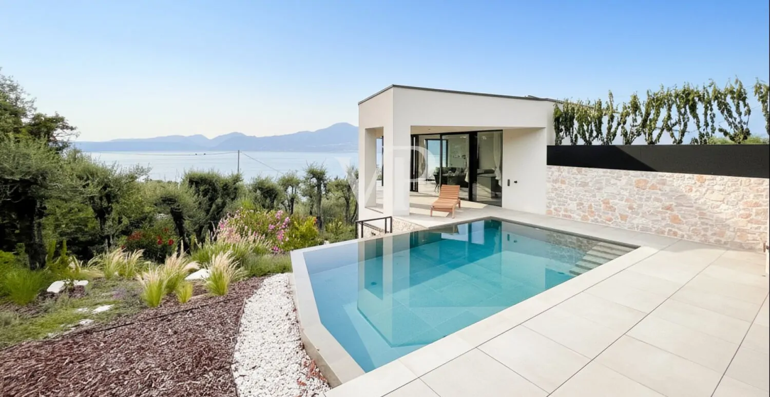 Villas de nueva construcción en Coi - Torri del Benaco