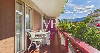 von_poll_real_estate_property_IT254152264_image_1