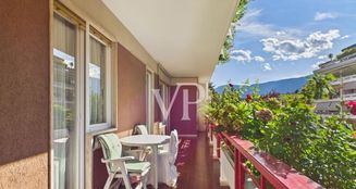 von_poll_real_estate_property_IT254152264_image_0