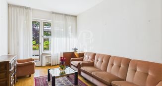 von_poll_real_estate_property_IT254152264_image_4