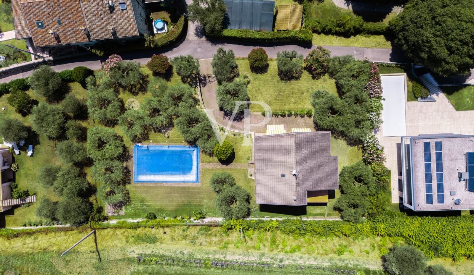 Exklusive Villa mit Schwimmbad und Seeblick in Bardolino - Eleganz und Privatsphäre am Gardasee