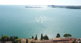 von_poll_real_estate_property_IT254922270_image_1