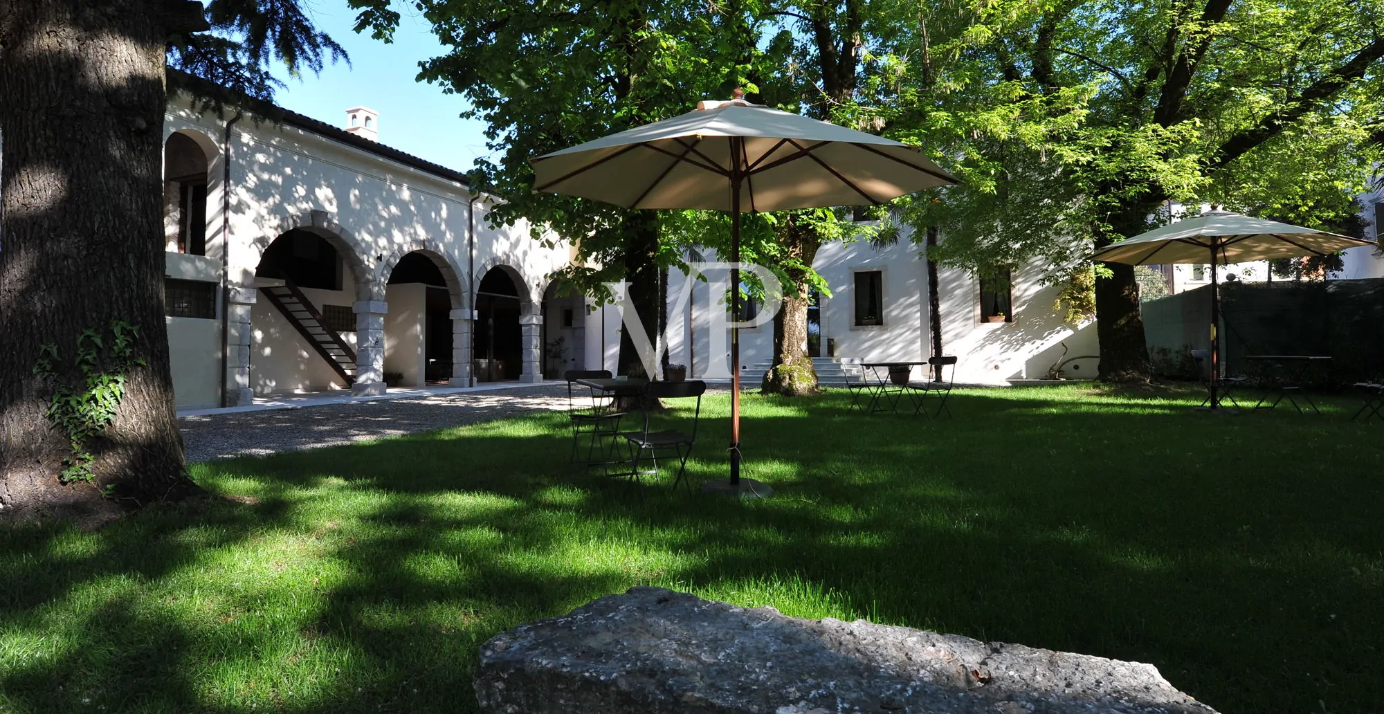 Freistehende Villa + B&B in Costermano del Garda