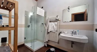 von_poll_real_estate_property_IT254152293_image_23