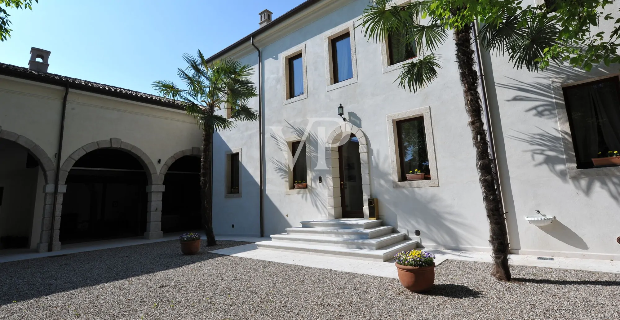 Freistehende Villa + B&B in Costermano del Garda