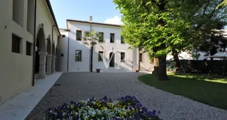 von_poll_real_estate_property_IT254152293_image_5