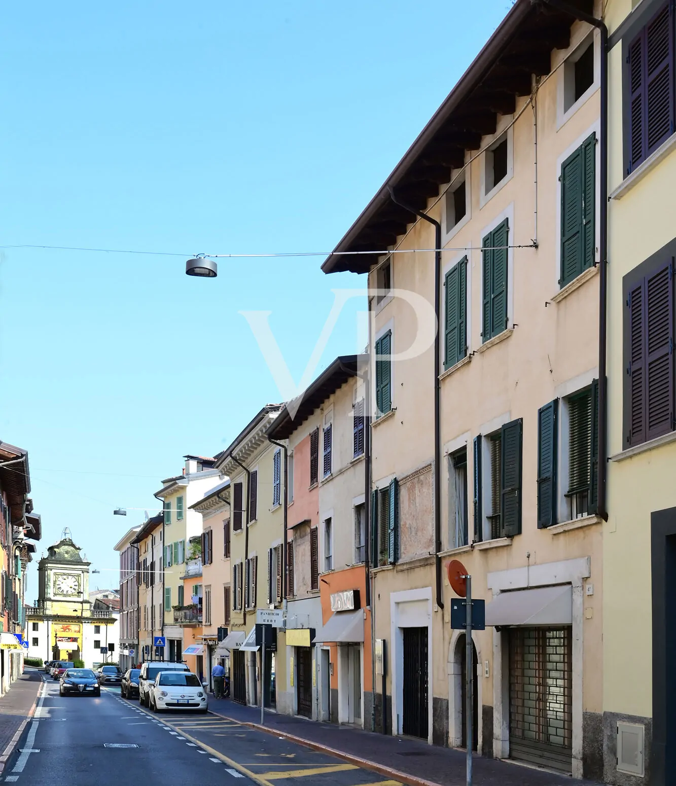 Denkmalgeschütztes Gebäude im Herzen von Salò