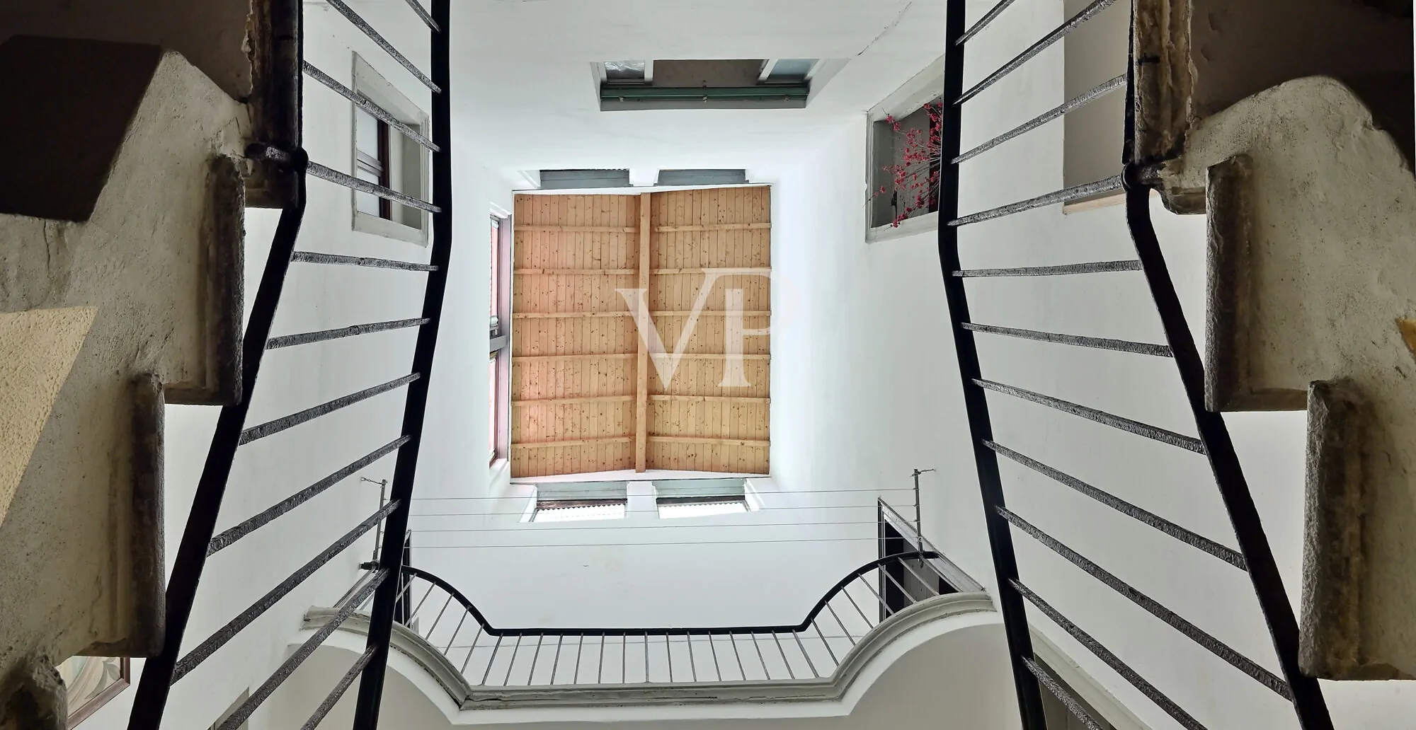 Denkmalgeschütztes Gebäude im Herzen von Salò