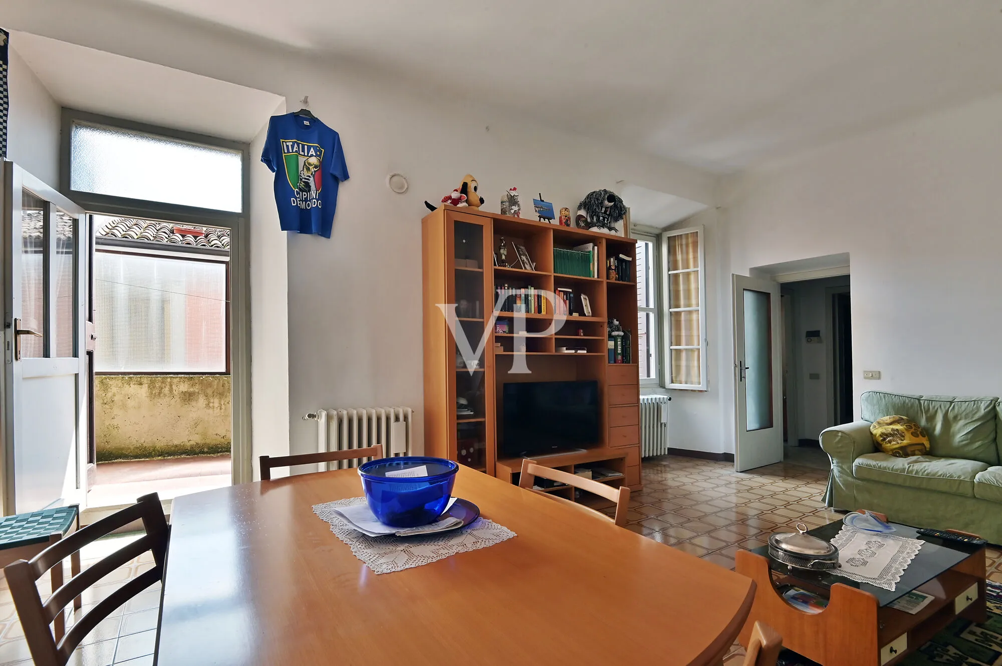 Palazzo storico terra-cielo nel cuore di Salò