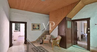 von_poll_real_estate_property_IT254922301_image_20