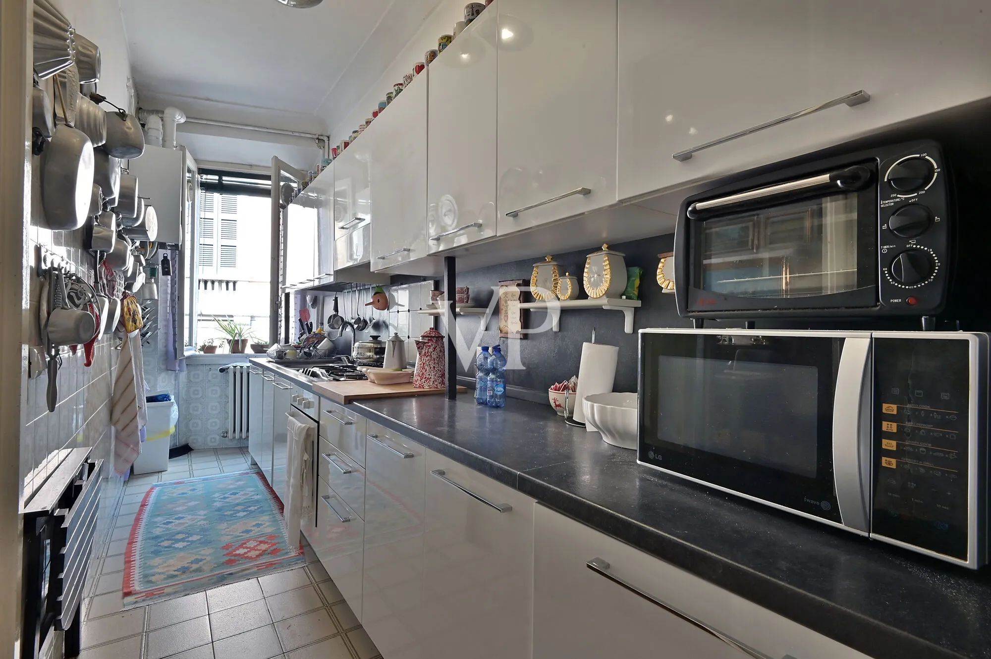 Palazzo storico terra-cielo nel cuore di Salò