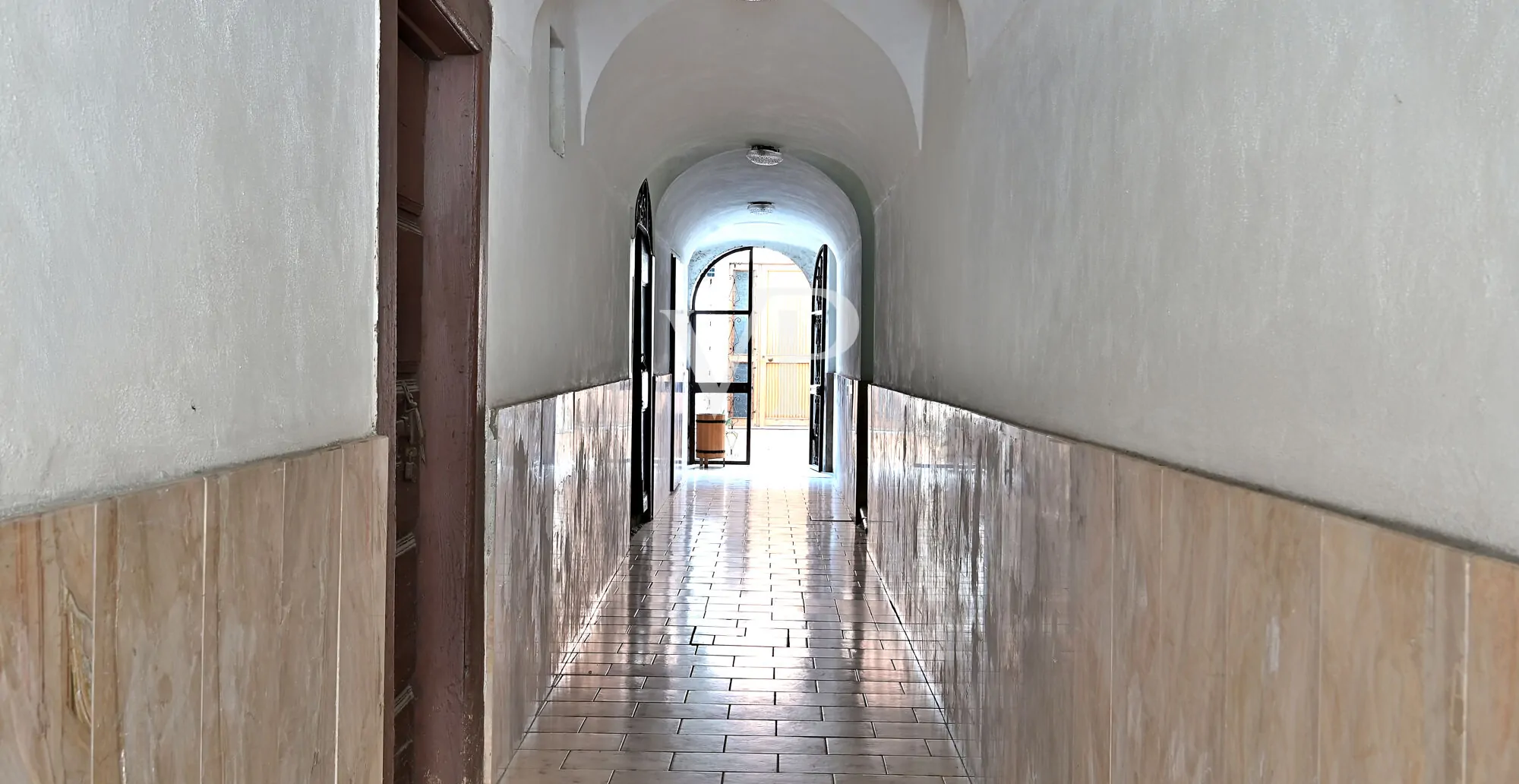 Denkmalgeschütztes Gebäude im Herzen von Salò