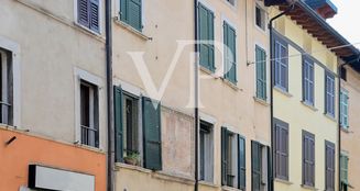 von_poll_real_estate_property_IT254922301_image_4