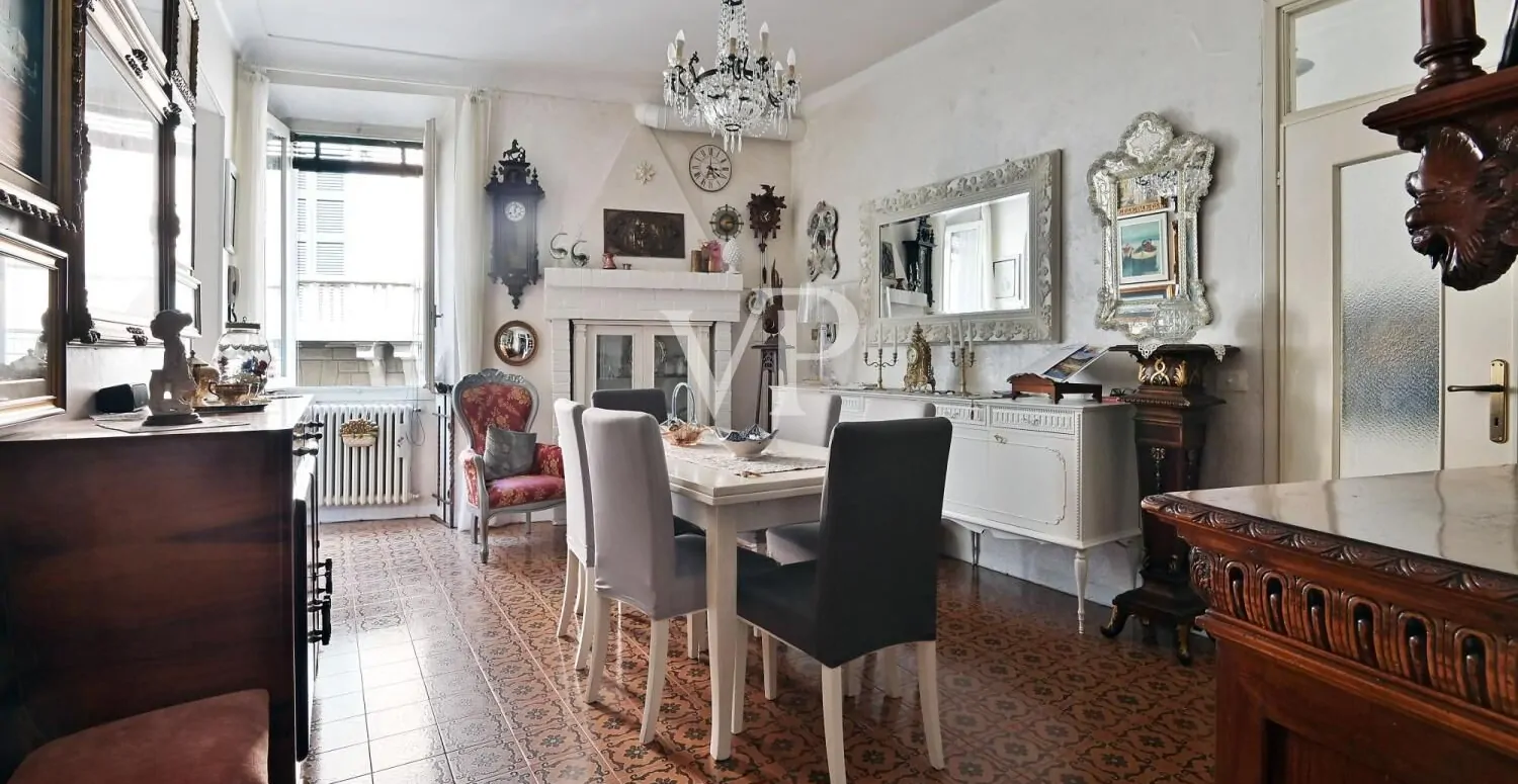 Denkmalgeschütztes Gebäude im Herzen von Salò