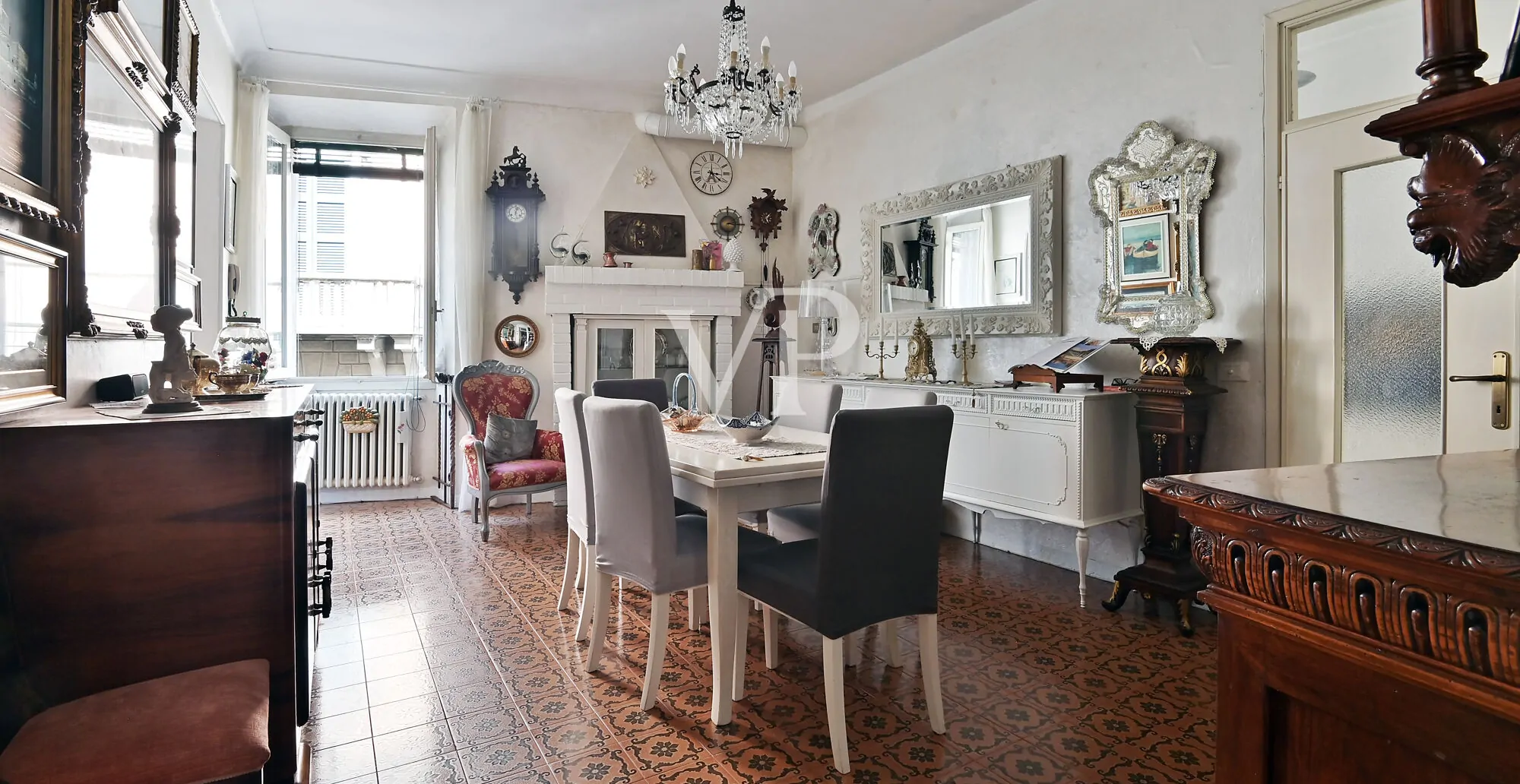 Denkmalgeschütztes Gebäude im Herzen von Salò