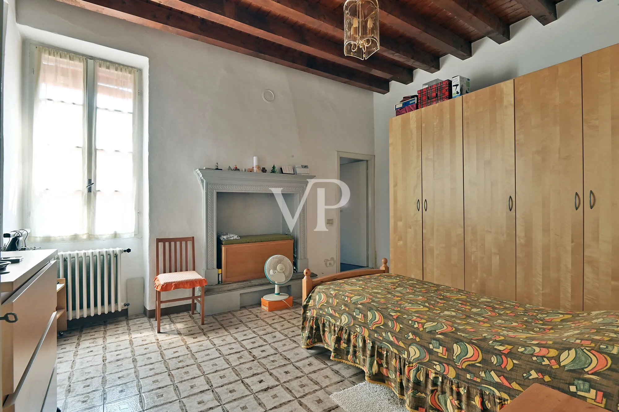 Palazzo storico terra-cielo nel cuore di Salò