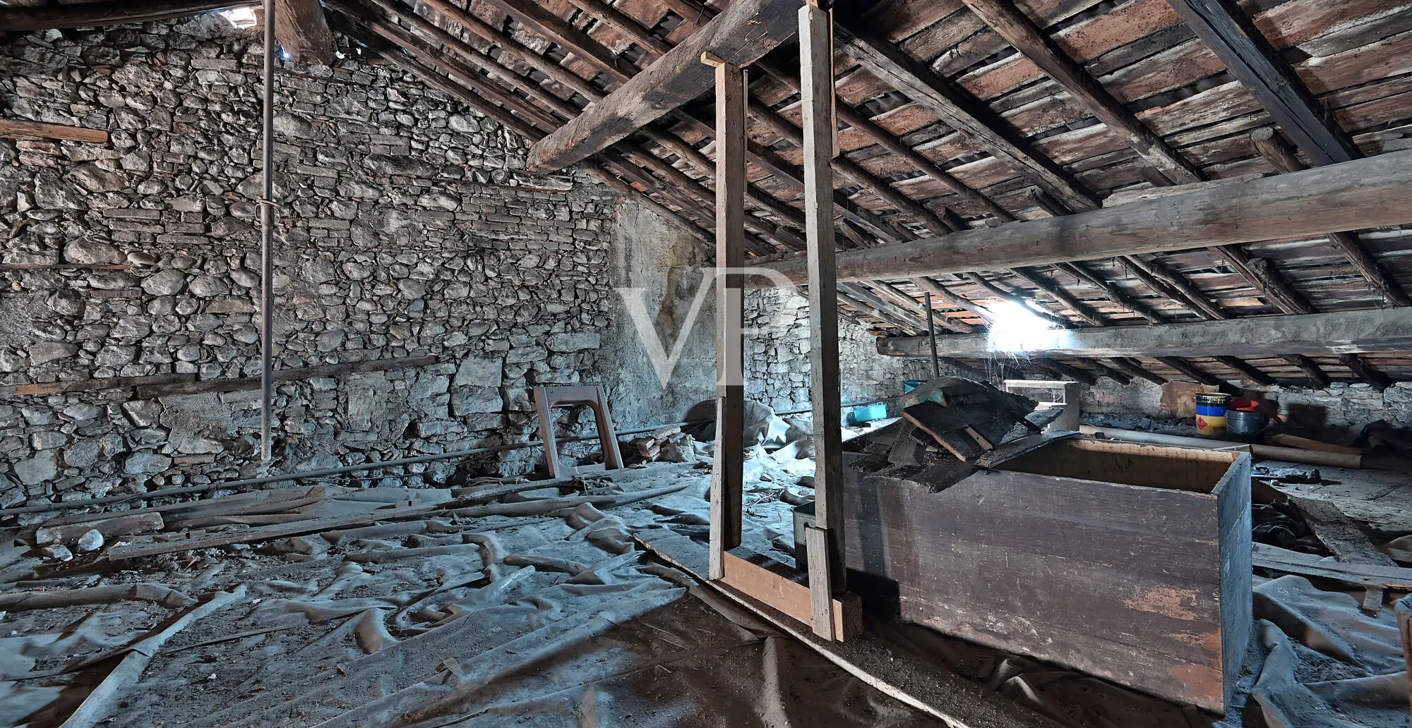 Denkmalgeschütztes Gebäude im Herzen von Salò