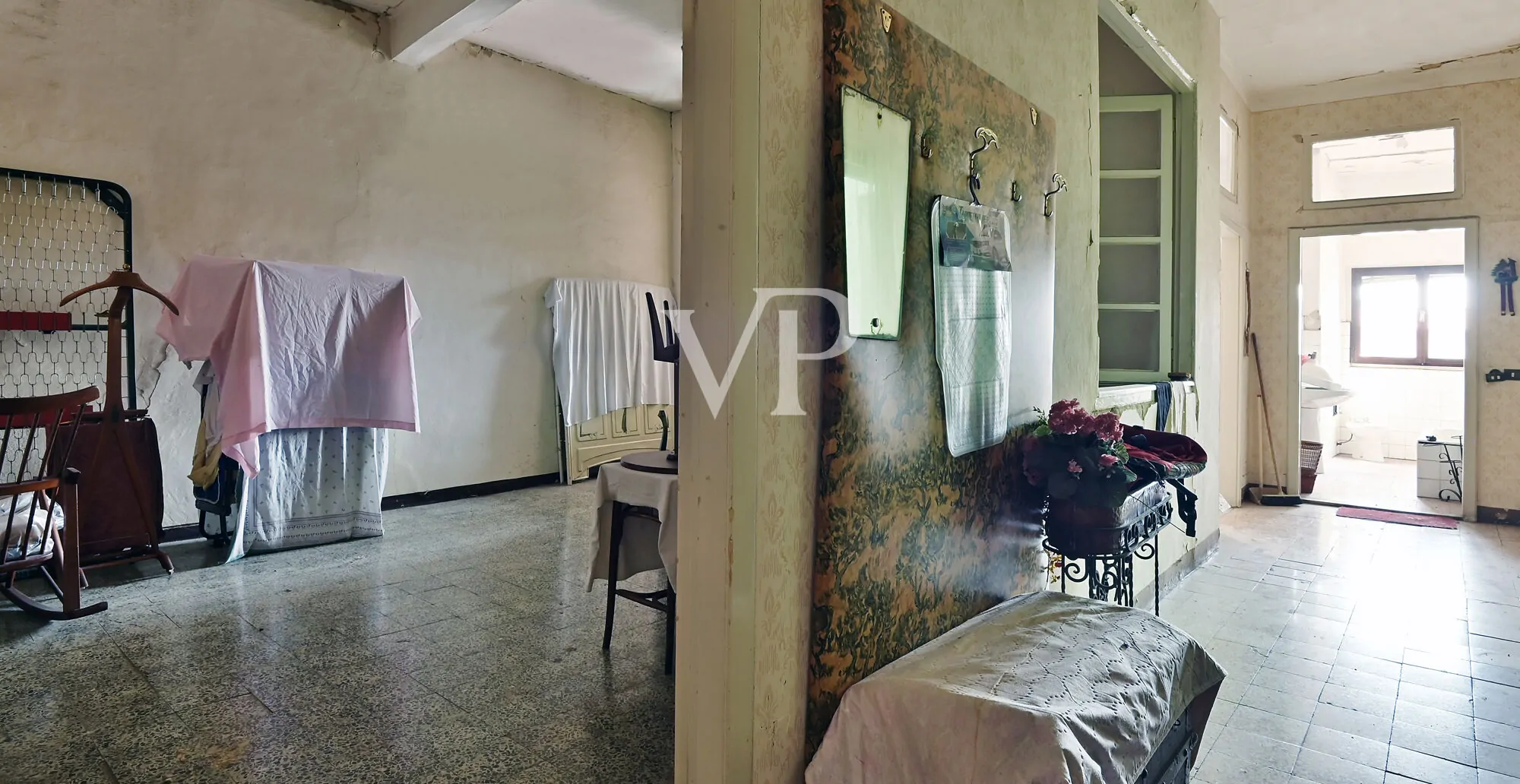 Denkmalgeschütztes Gebäude im Herzen von Salò