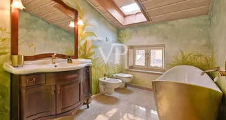 von_poll_real_estate_property_IT252942318_image_20