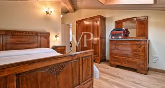 von_poll_real_estate_property_IT252942318_image_15