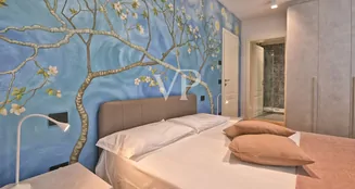 von_poll_real_estate_property_IT252942319_image_12