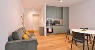 von_poll_real_estate_property_IT252942320_image_1