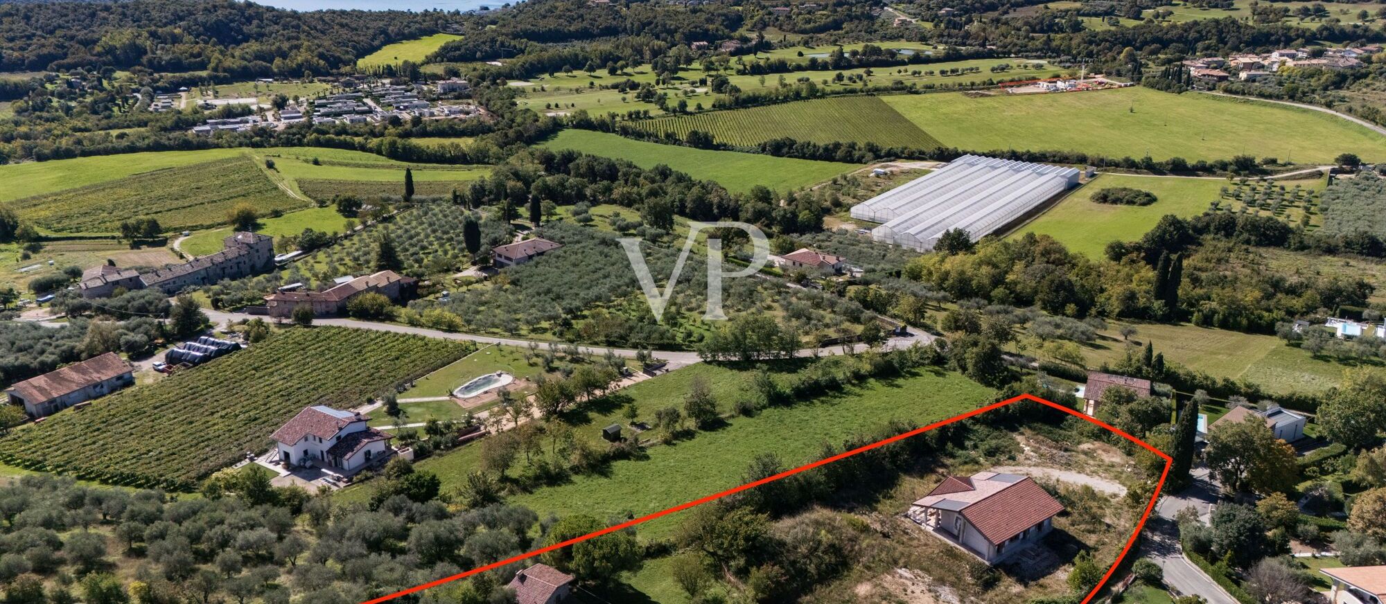 Terrain à bâtir avec projet approuvé à Castion Veronese - votre opportunité d'investissement sur le lac de Garde !