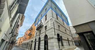 von_poll_real_estate_property_IT254922398_image_1