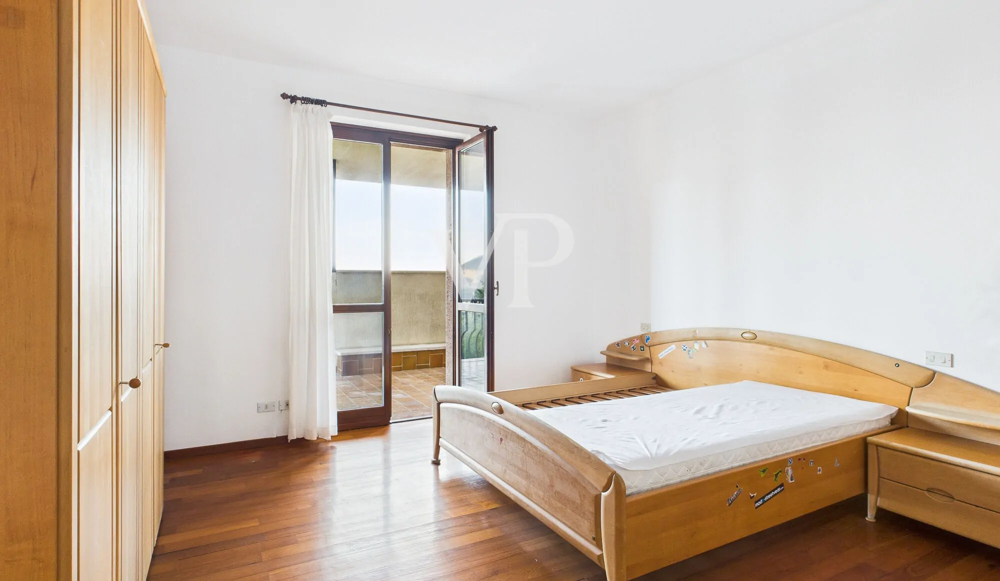 Elegante villa con ampio parco privato a Caprino Veronese – Località Caiar