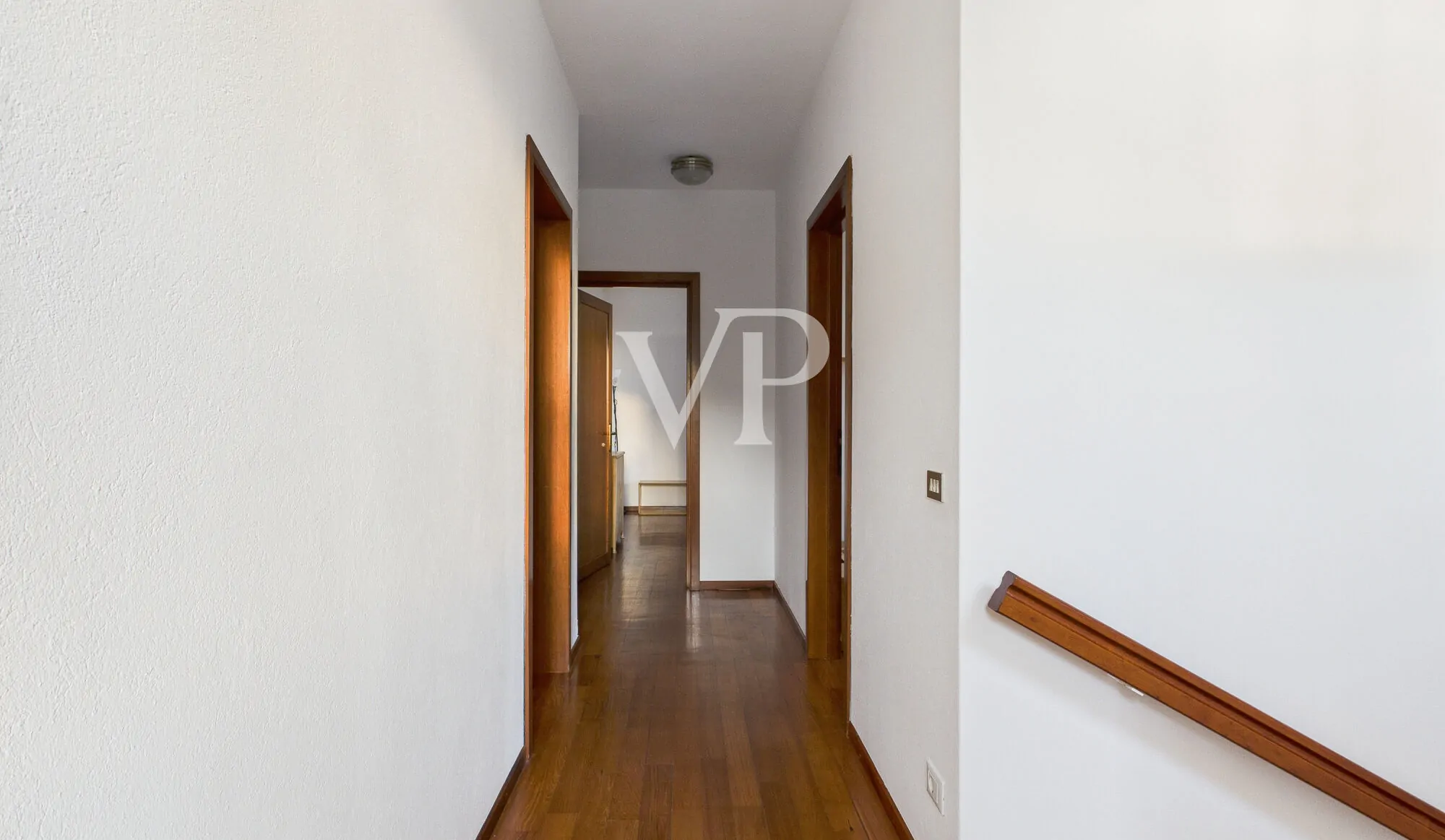 Elegante villa con ampio parco privato a Caprino Veronese – Località Caiar