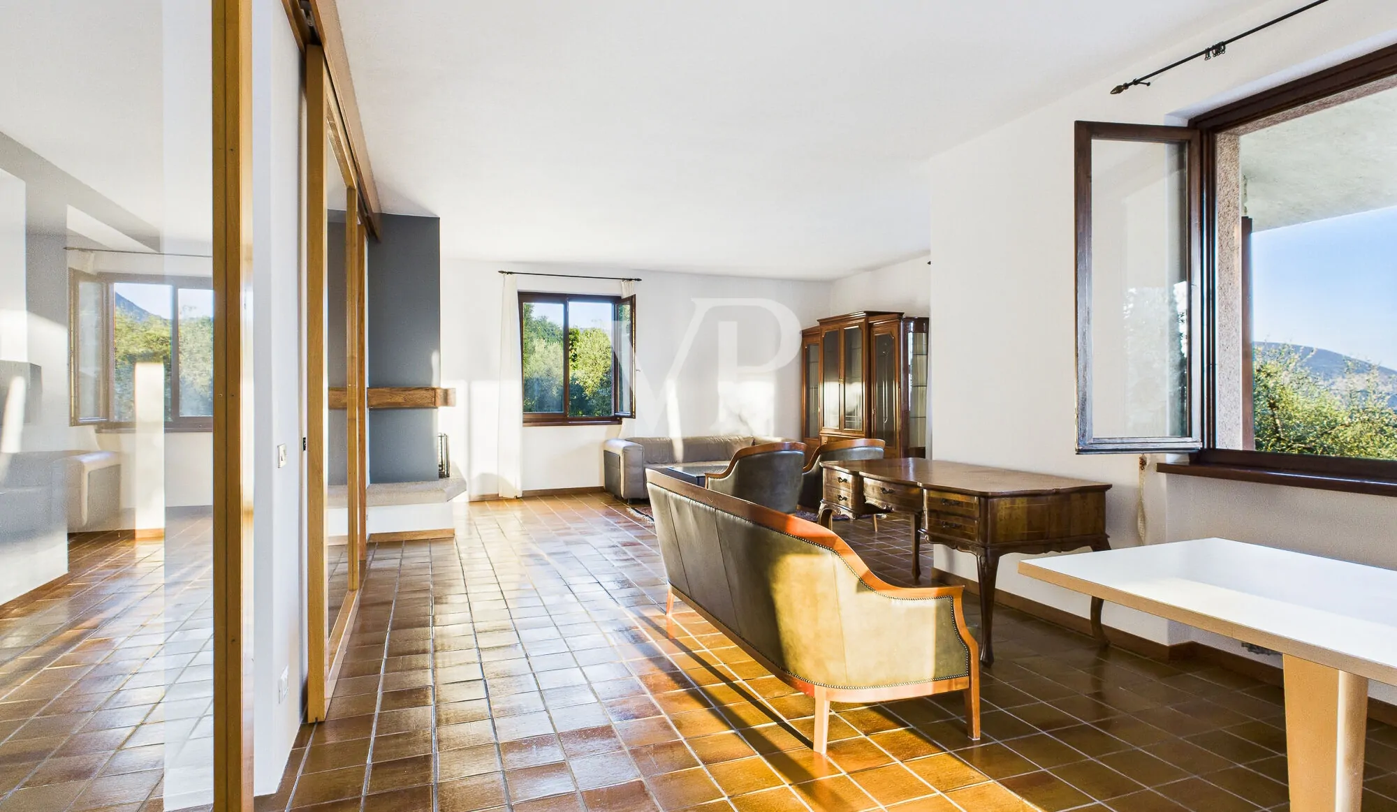 Elegante villa con ampio parco privato a Caprino Veronese – Località Caiar