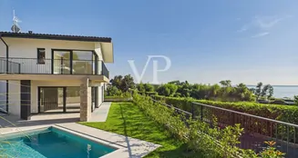 von_poll_real_estate_property_IT254922441_image_3