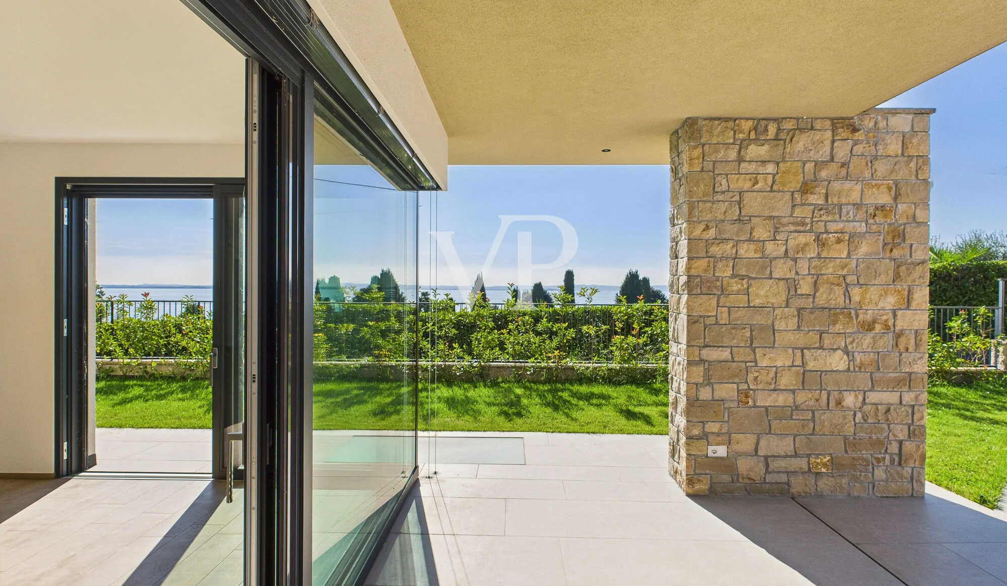 Ca' Allegra - Vivere moderno con vista lago