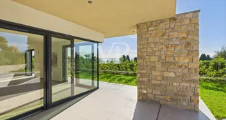 von_poll_real_estate_property_IT254922441_image_10