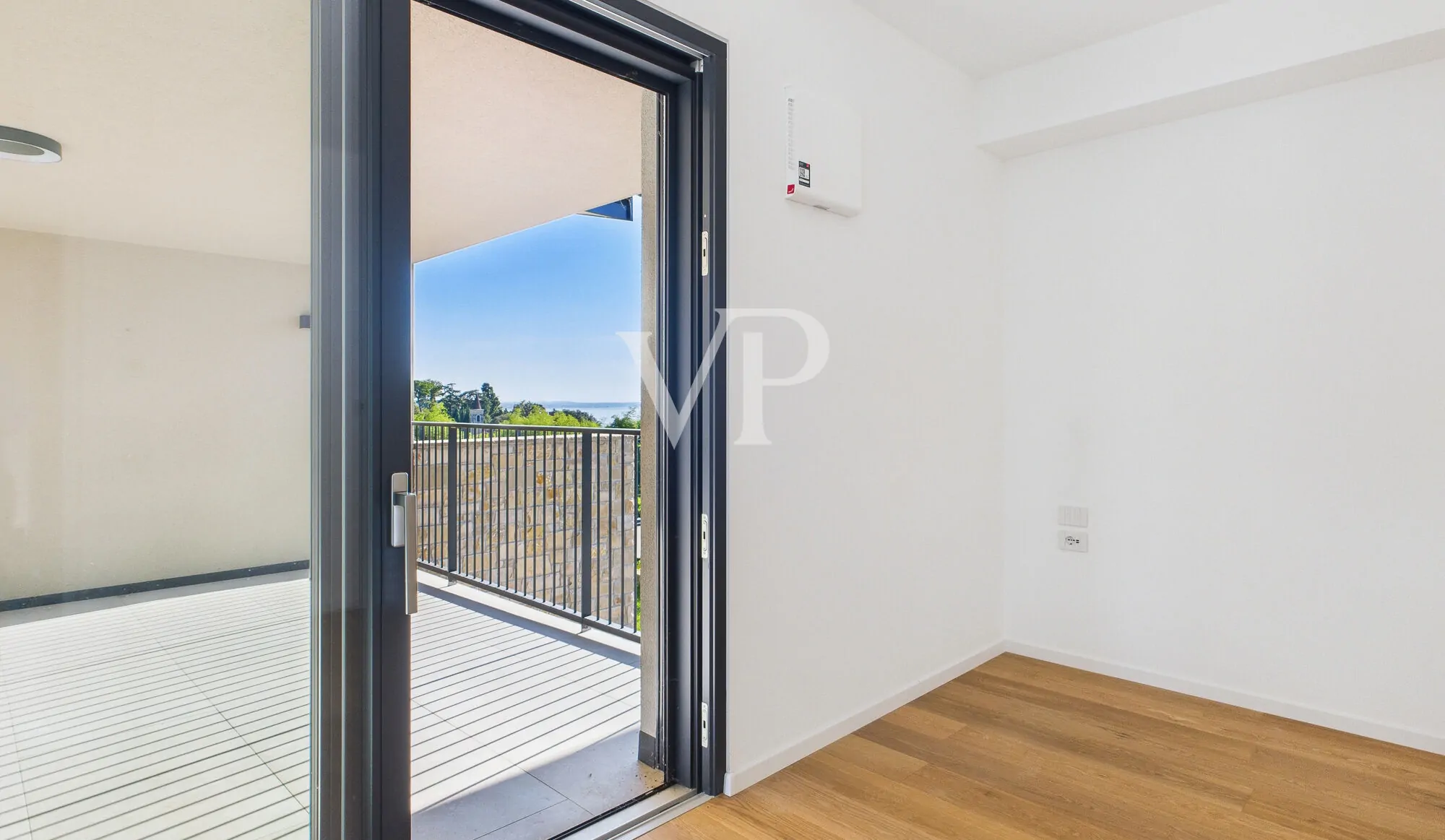 Ca' Allegra - Vivere moderno con vista lago