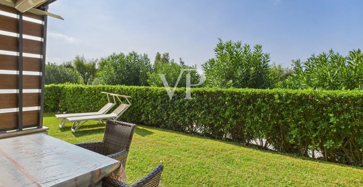 Bardolino — Residence “I Molini”: trilocale con grande giardino e piscina