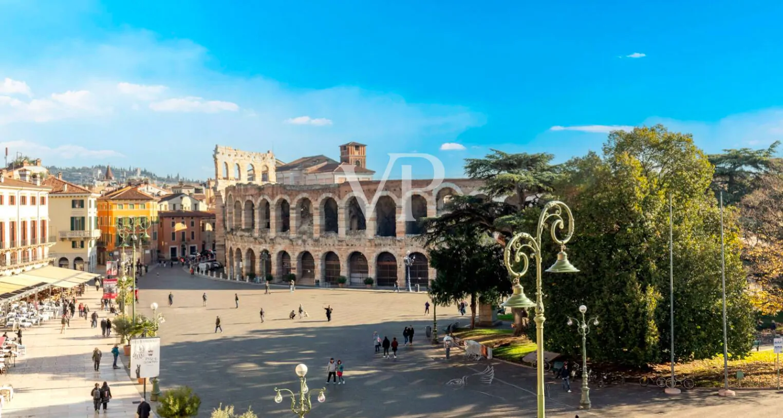 Appartement de prestige avec vue sur les Arènes de Vérone