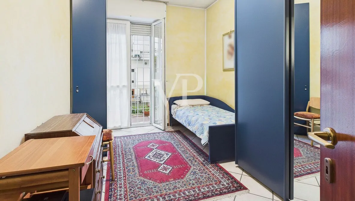 Three-room apartment with garage near Porta Nuova station