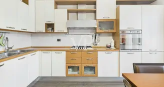 von_poll_real_estate_property_IT254152536_image_4