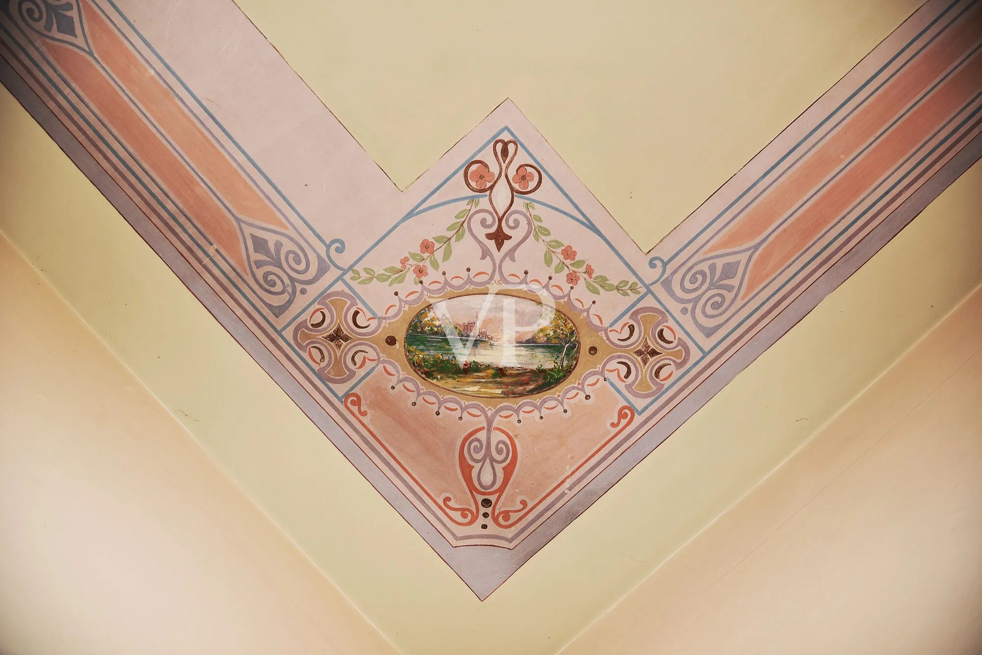 Lakefront villa in Gardone Riviera