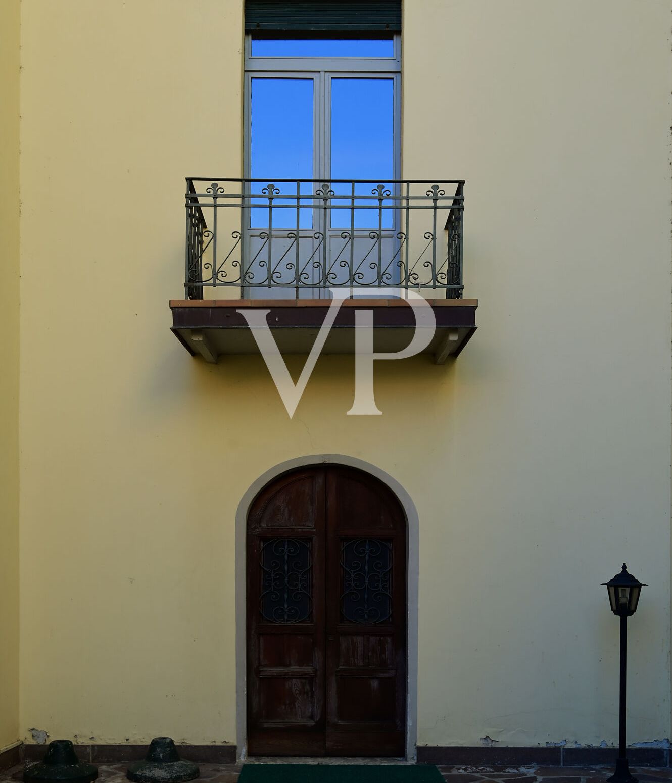 Villa am Seeufer