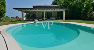 von_poll_real_estate_property_IT254922569_image_9