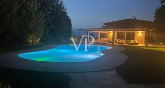 von_poll_real_estate_property_IT254922569_image_92