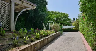 von_poll_real_estate_property_IT254922569_image_152