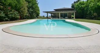 von_poll_real_estate_property_IT254922569_image_165