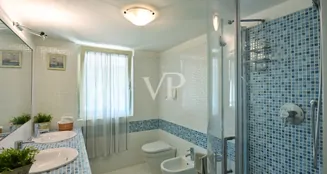 von_poll_real_estate_property_IT254922569_image_179