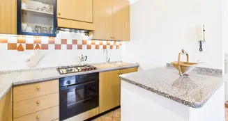 von_poll_real_estate_property_IT254152572_image_7