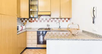 von_poll_real_estate_property_IT254152572_image_6