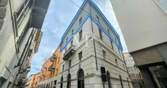 von_poll_real_estate_property_IT254922567_image_0