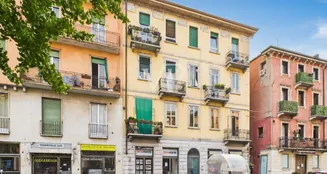 von_poll_real_estate_property_IT254152580_image_0